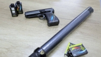 Полицейским Узбекистана разрешили использовать электрошокеры